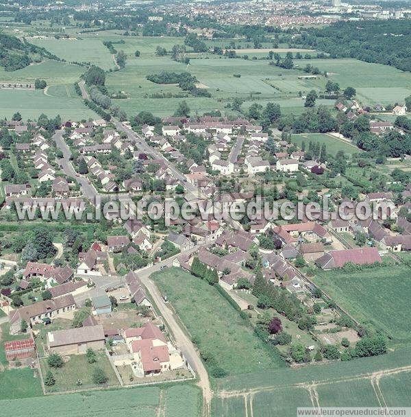 Photo aérienne de Garnay