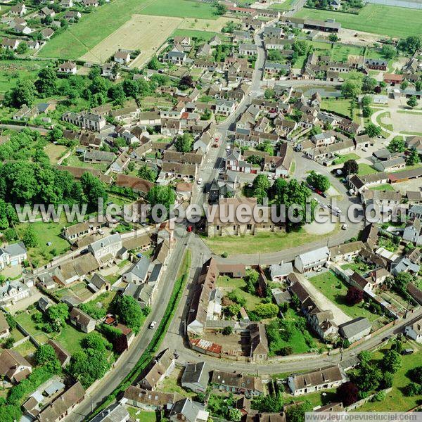 Photo aérienne de La Madeleine-de-Nonancourt