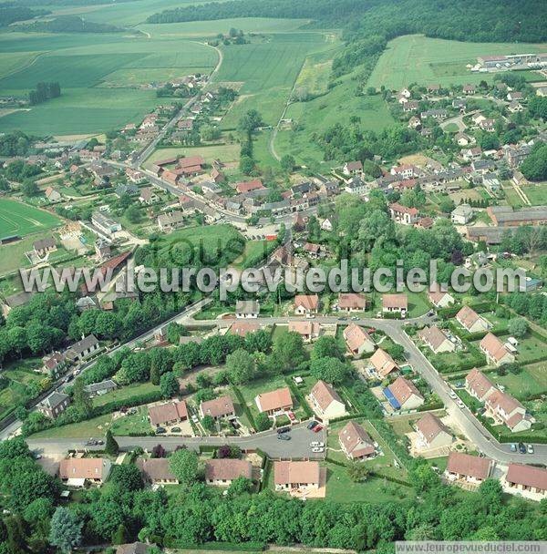 Photo aérienne de Bzu-Saint-loi