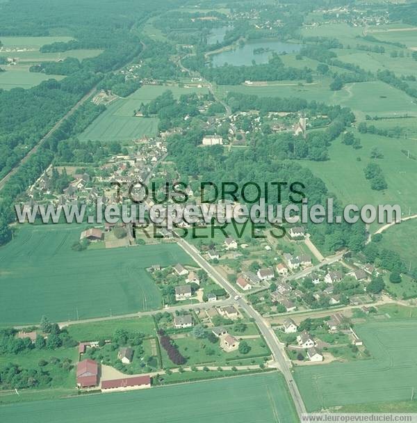 Photo aérienne de Vert-en-Drouais