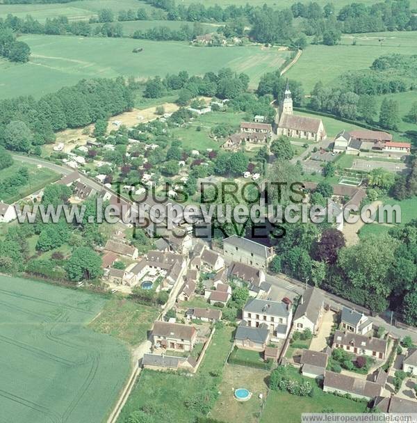 Photo aérienne de Vert-en-Drouais