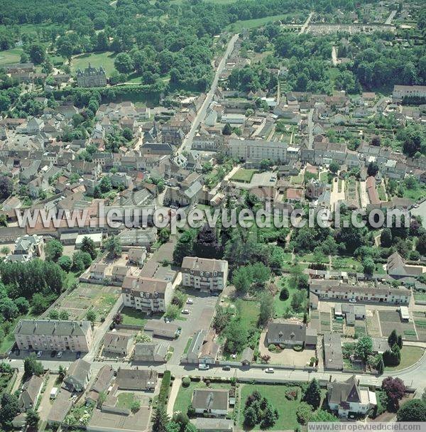 Photo aérienne de Nogent-le-Roi