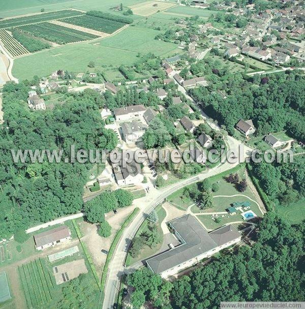 Photo aérienne de Mzires-en-Drouais