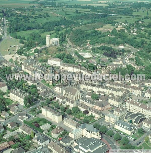 Photo aérienne de Falaise