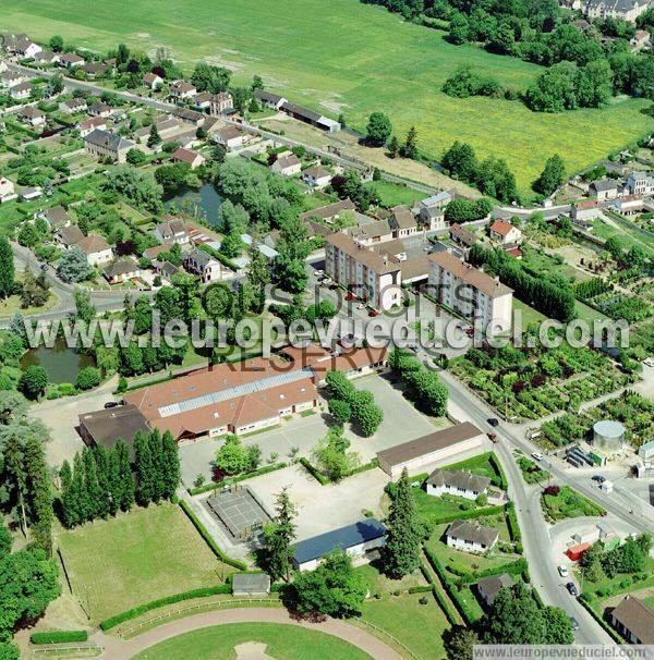 Photo aérienne de Saint-Lubin-des-Joncherets