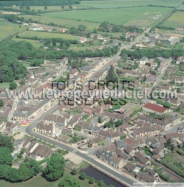 Photo aérienne de La Ferté-Vidame