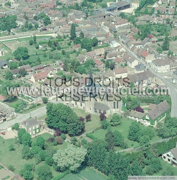 Photo aérienne de Bû