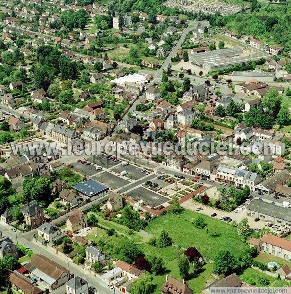 Photo aérienne de Ézy-sur-Eure