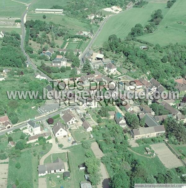 Photo aérienne de Mzires-en-Drouais