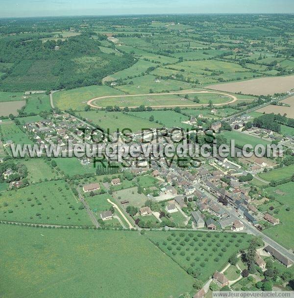 Photo aérienne de Crvecoeur-en-Auge