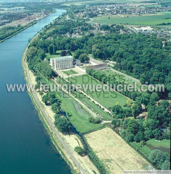 Photo aérienne de Bnouville