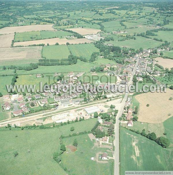 Photo aérienne de Saint-Julien-le-Faucon