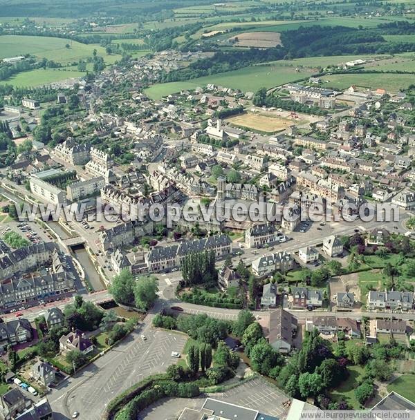 Photo aérienne de Cond-sur-Noireau