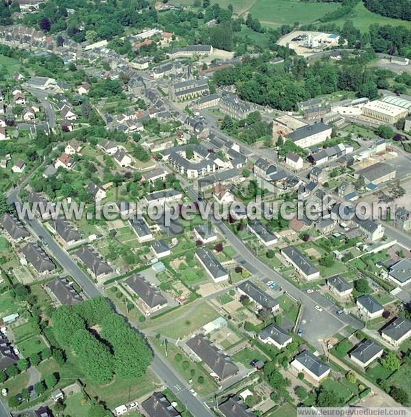 Photo aérienne de Cond-sur-Noireau