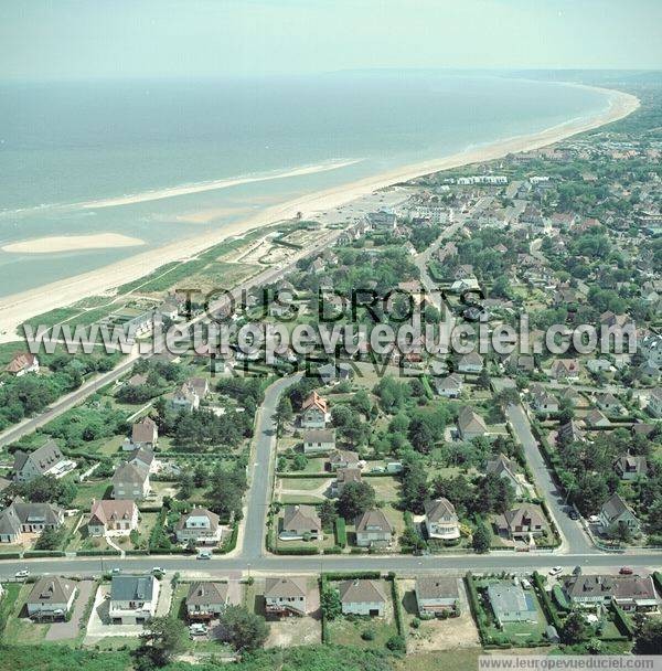 Photo aérienne de Merville-Franceville-Plage