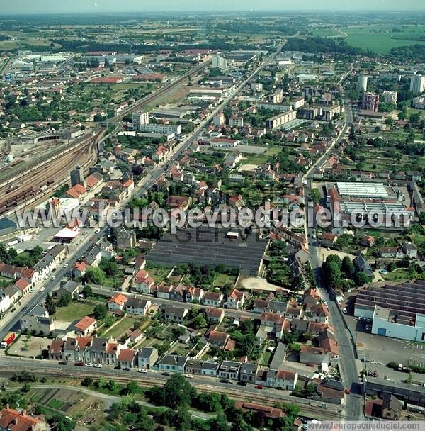 Photo aérienne de Moulins