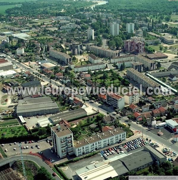 Photo aérienne de Moulins