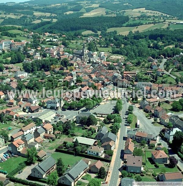 Photo aérienne de Le Mayet-de-Montagne