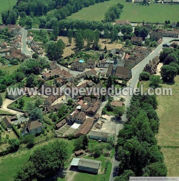 Photo aérienne de Chevagnes