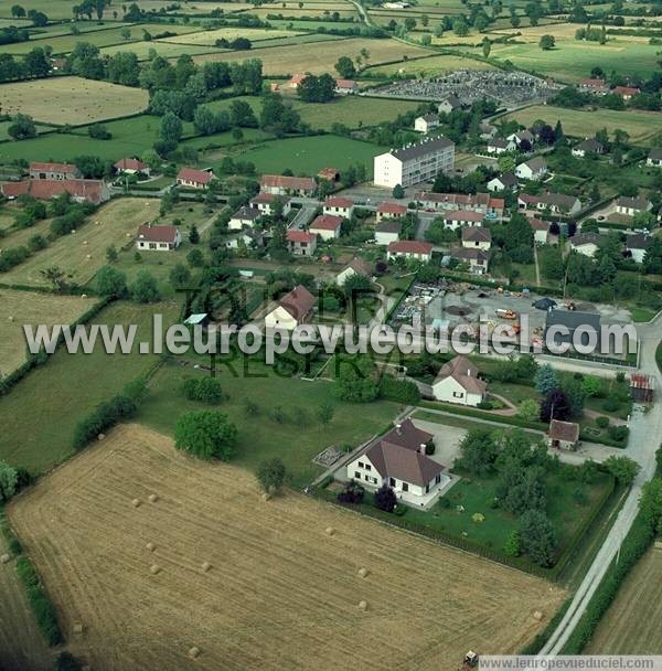 Photo aérienne de Souvigny