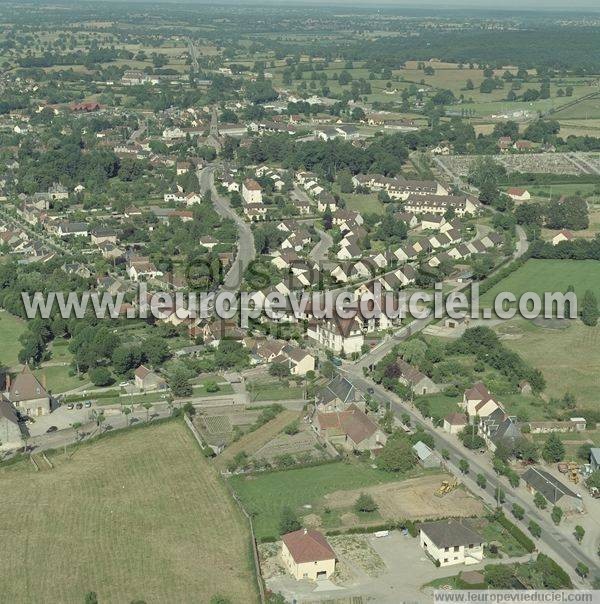 Photo aérienne de Bourbon-l'Archambault