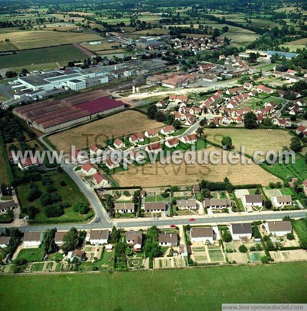 Photo aérienne de Villefranche-d'Allier