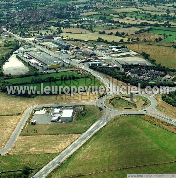 Photo aérienne de Montmarault