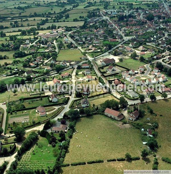 Photo aérienne de Montmarault