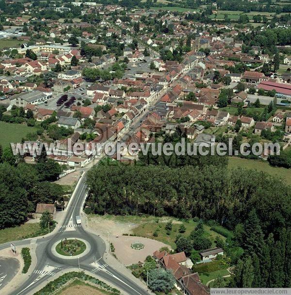 Photo aérienne de Cosne-d'Allier