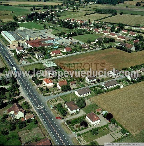 Photo aérienne de Bessay-sur-Allier