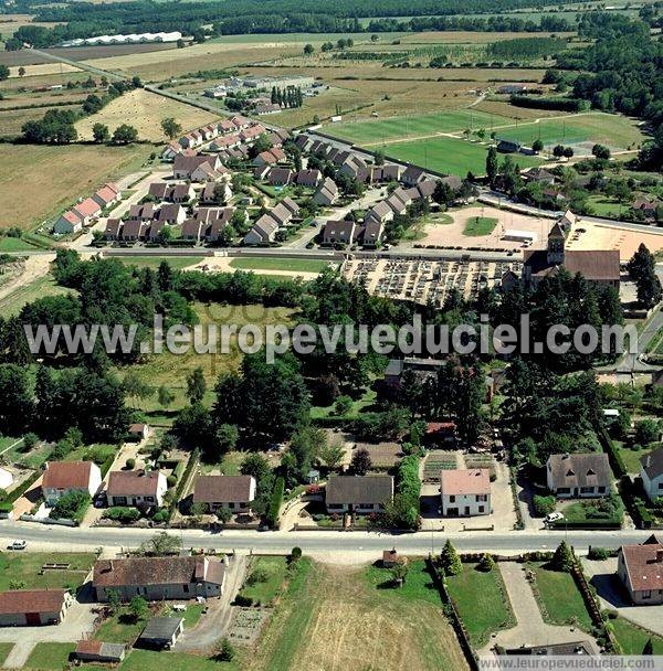 Photo aérienne de Bessay-sur-Allier