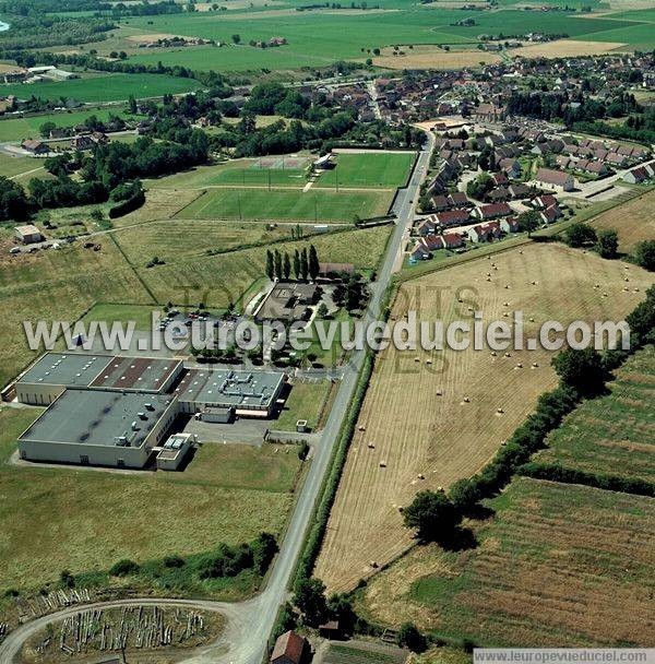 Photo aérienne de Bessay-sur-Allier