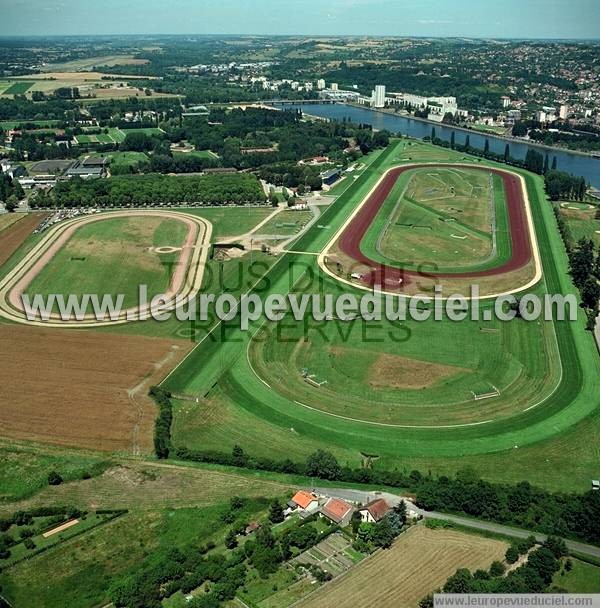 Photo aérienne de Bellerive-sur-Allier