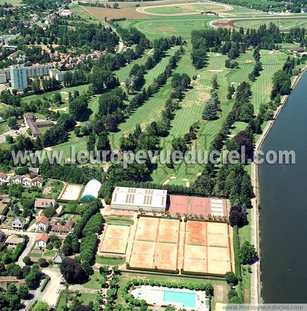 Photo aérienne de Bellerive-sur-Allier