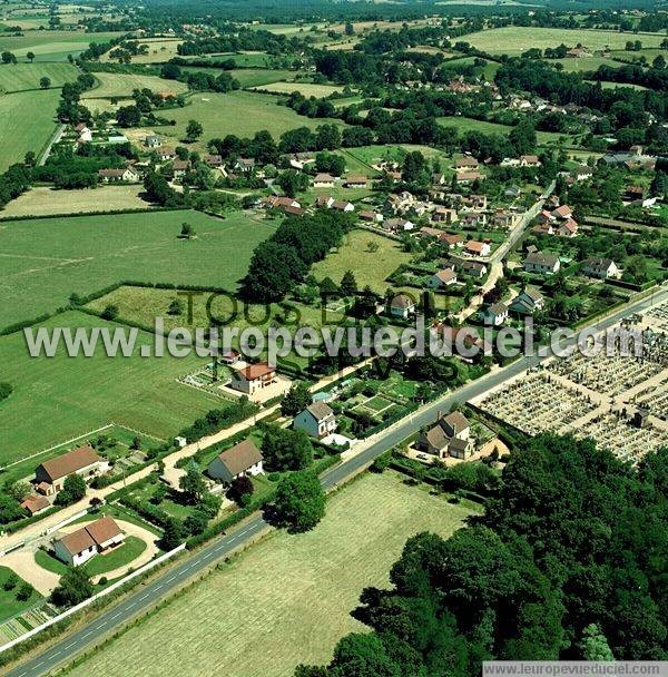 Photo aérienne de Lapalisse