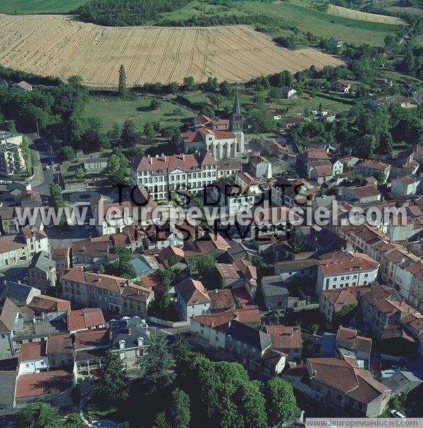 Photo aérienne de Combronde