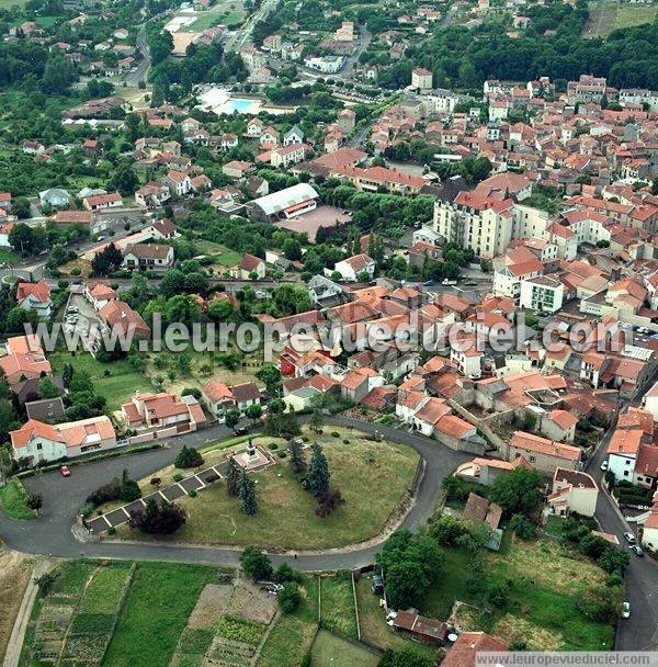 Photo aérienne de Chtelguyon