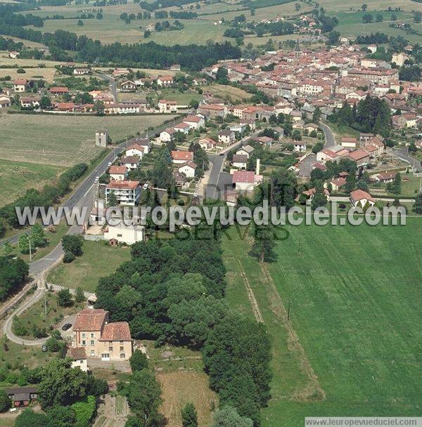 Photo aérienne de Sauxillanges