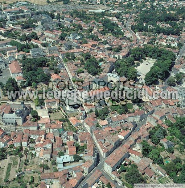 Photo aérienne de Fontenay-le-Comte