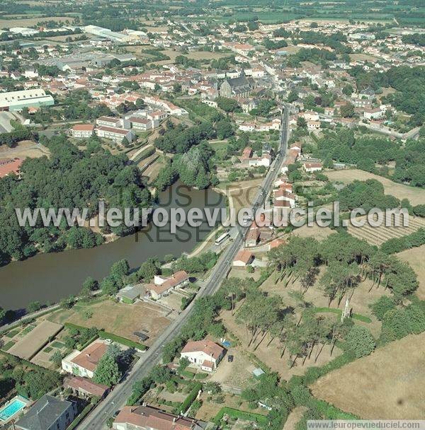 Photo aérienne de Le Poir-sur-Vie