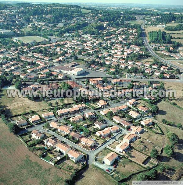 Photo aérienne de Pouzauges