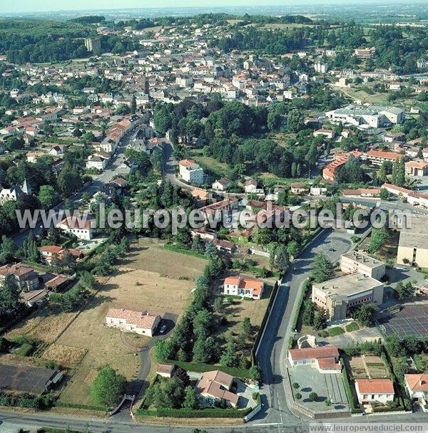 Photo aérienne de Pouzauges