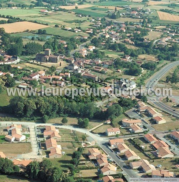 Photo aérienne de Pouzauges