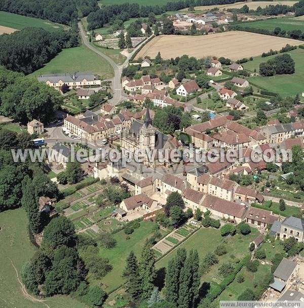 Photo aérienne de Le Pin-la-Garenne