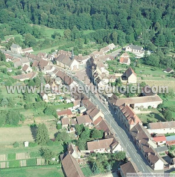 Photo aérienne de Montlandon