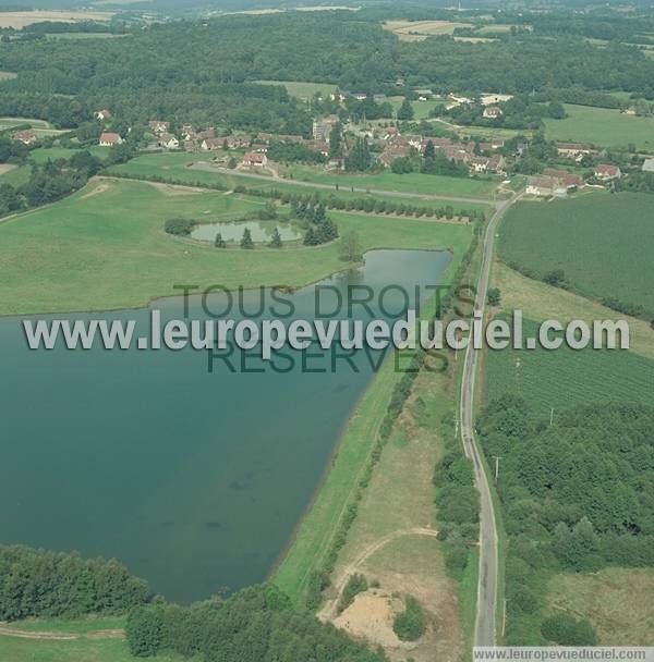 Photo aérienne de Saint-Denis-d'Authou