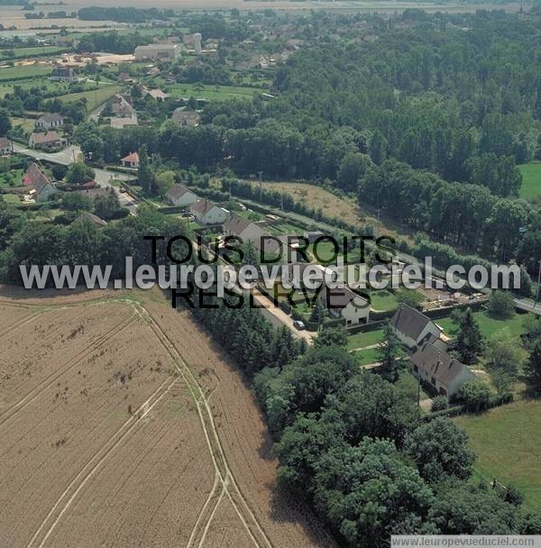 Photo aérienne de Belhomert-Guhouville