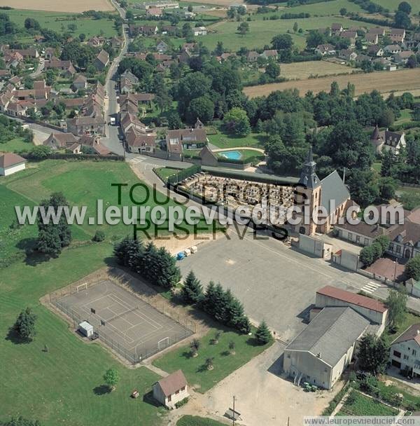 Photo aérienne de Belhomert-Guhouville