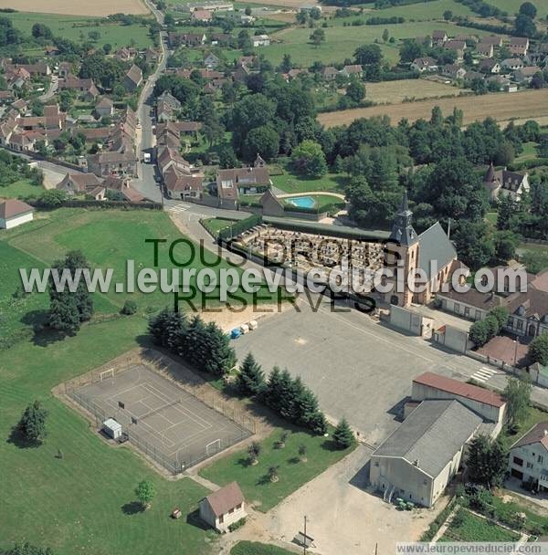 Photo aérienne de Belhomert-Guéhouville