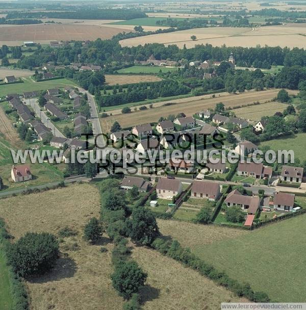 Photo aérienne de Belhomert-Guhouville